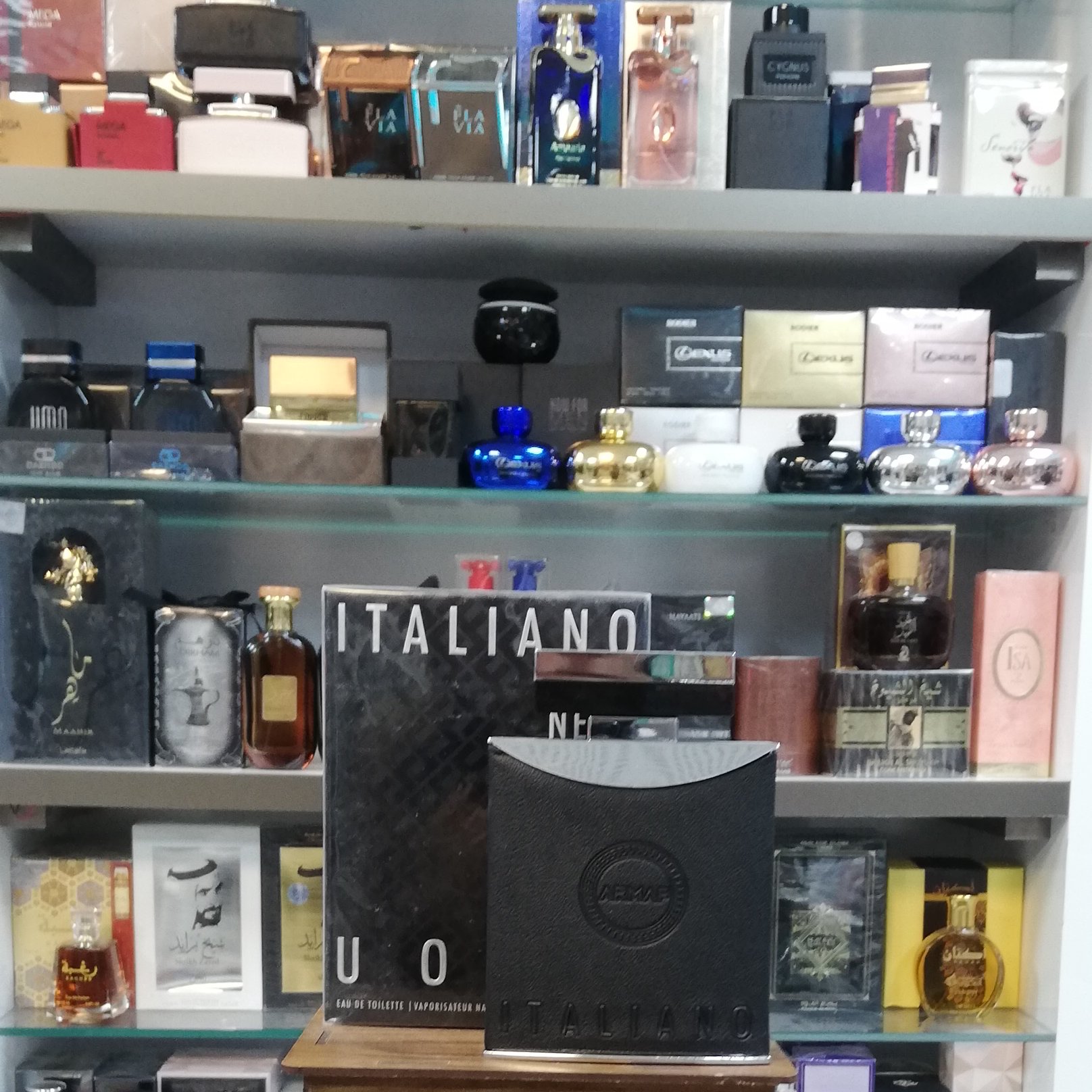 
ARMAF - Italiano Neroعطر ادکلن 
 ارماف ایتالیانو نرو مردانه