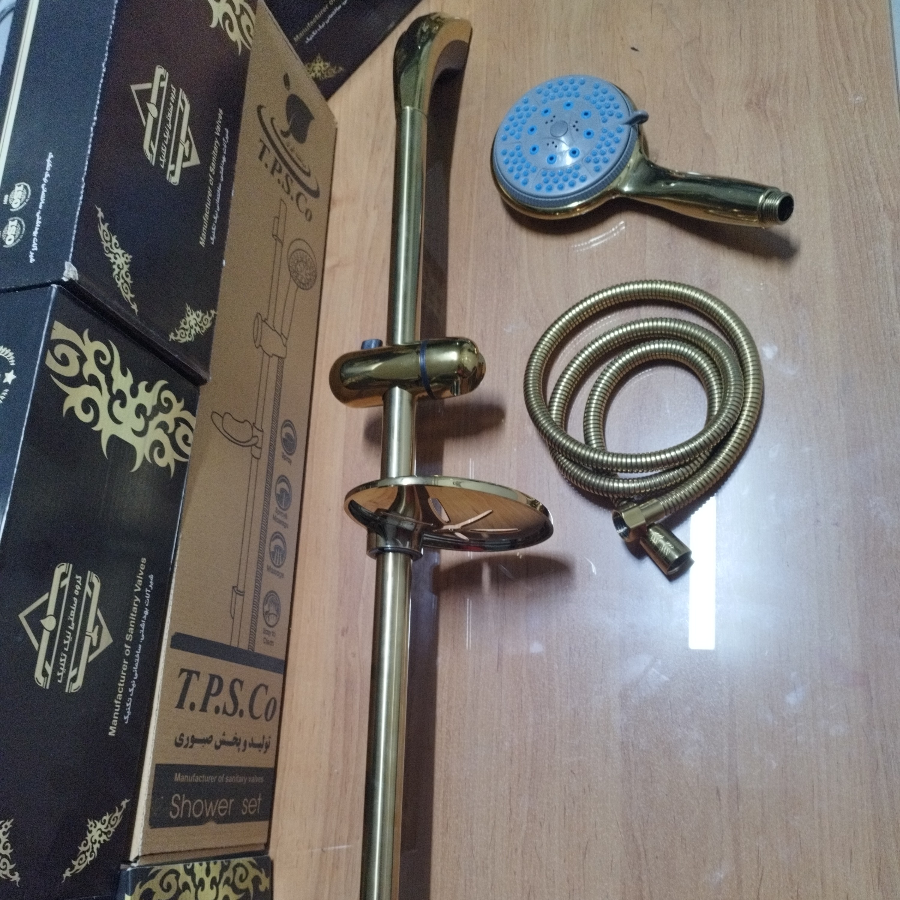 علم دوش یونیکا طرح طلایی 