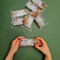 گرانولابار رژیمی همراه با دانه کتان ، انرژی بار ویراگرانولا 10 عددی