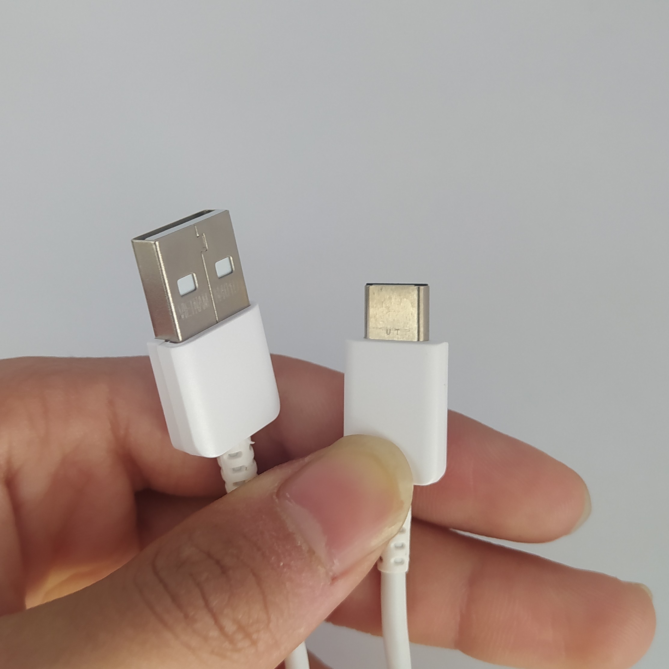 کابل شارژ تایپ سی اورجینال سامسونگ-رنگ سفید و مشکی جنس پلاستیکی