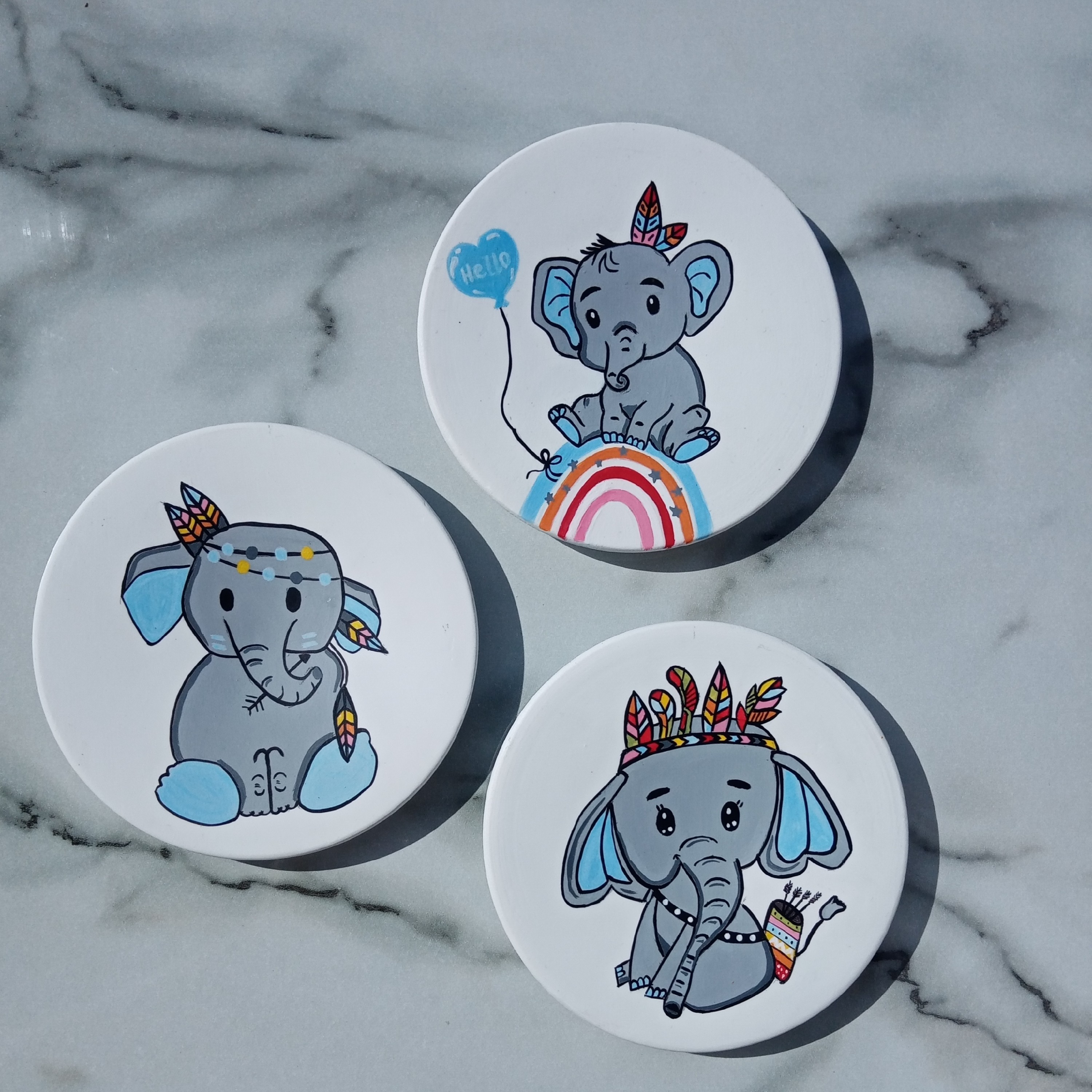 دیوارکوب سفالی جاعودی و.. نقاشی با رنگ اکریلیک وقابل شستشو 