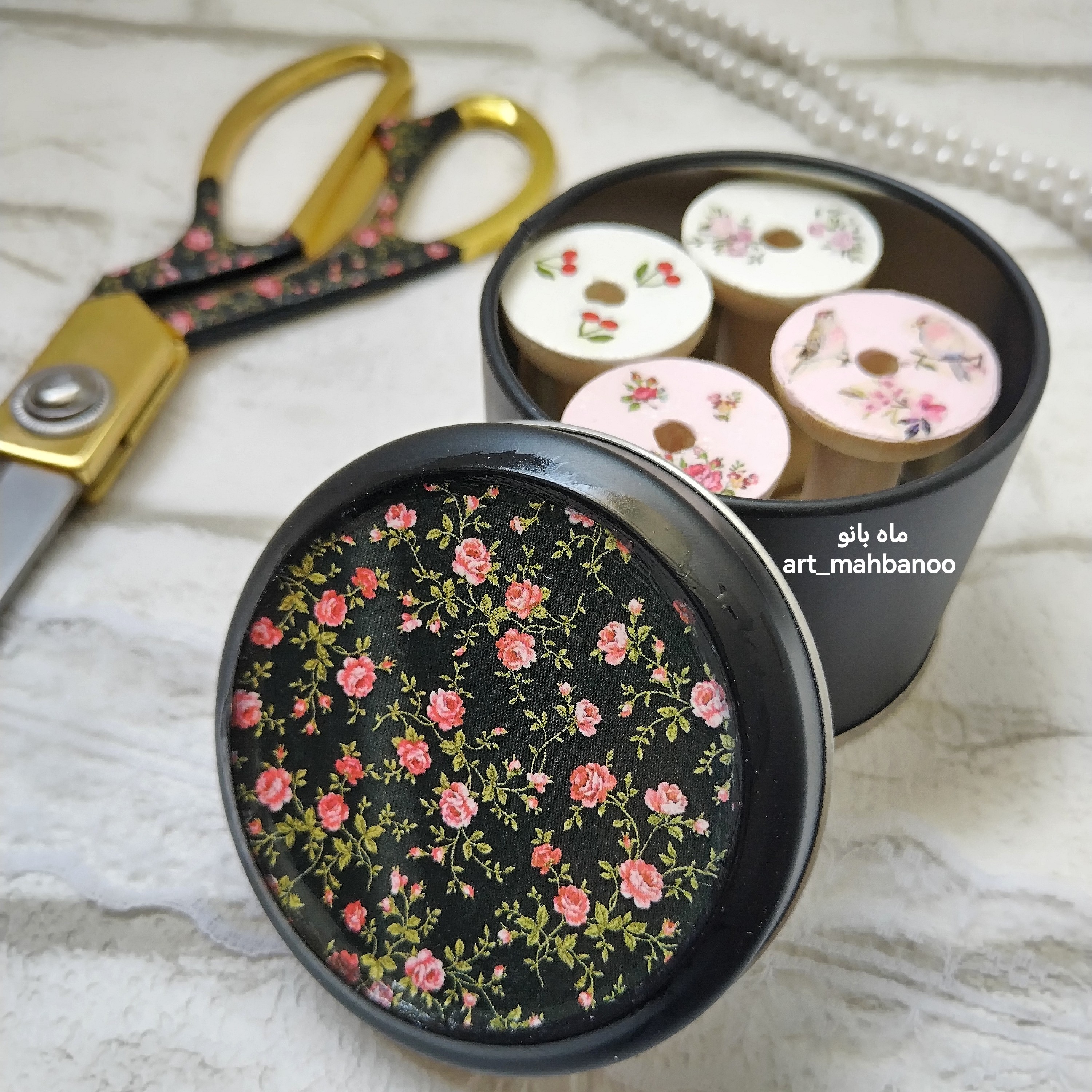 ست لوازم خیاطی(طرح 6 زمینه مشکی) 