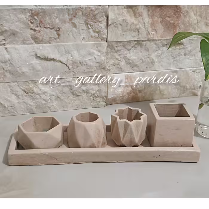 اکسسوری سنگ مصنوعی (ست گلدان های مینیاتوری )(پس کرایه)