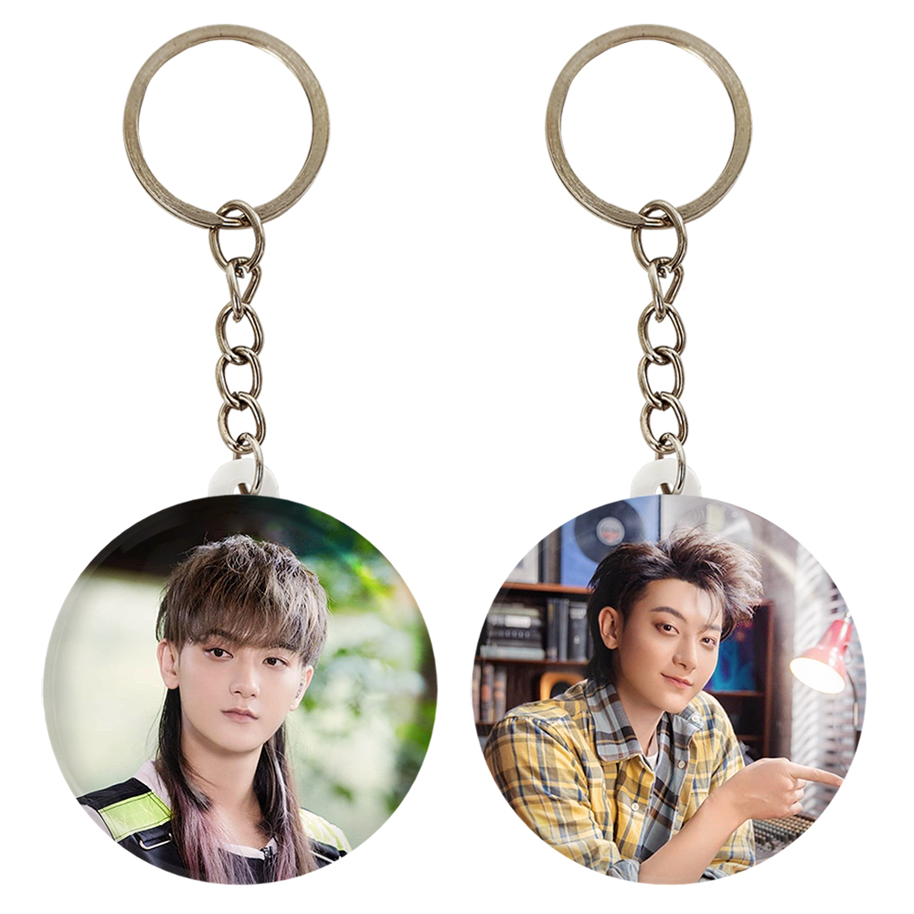 جاکلیدی خندالو مدل تائو گروه اکسو EXO کد 1355113541 مجموعه 2 عددی