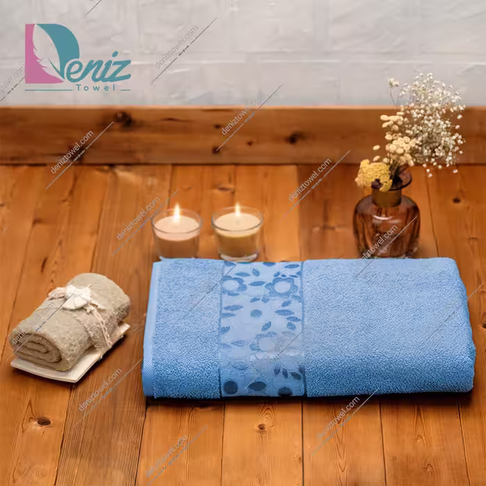 حوله دستی طرح سوپرایز رنگ آبی روشن