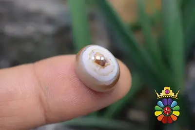 عقیق باباقوری