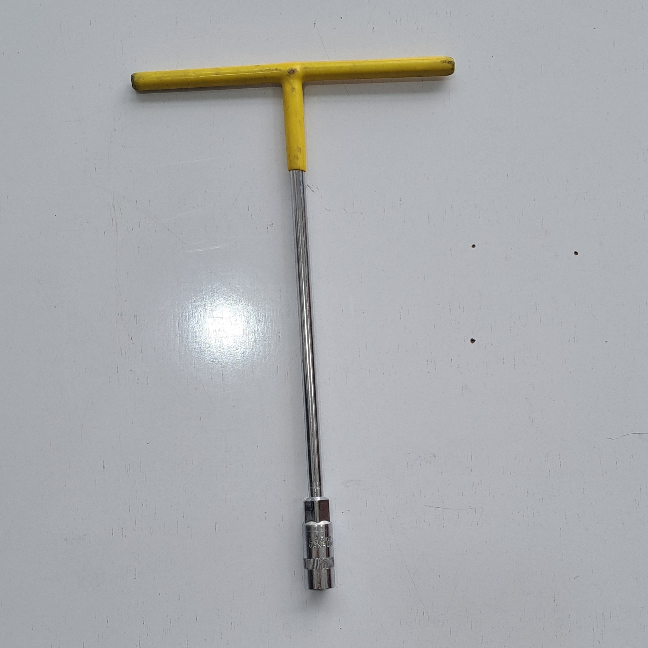 آچار تی بکس 12