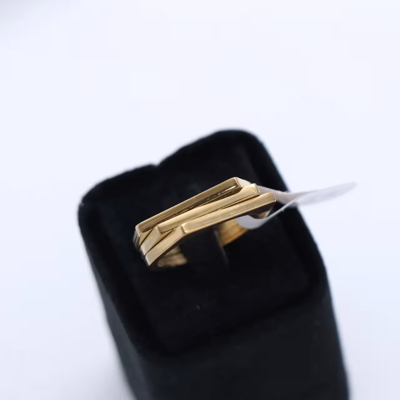 انگشتر سه لاین استیل طلایی سایز 17کد 71646