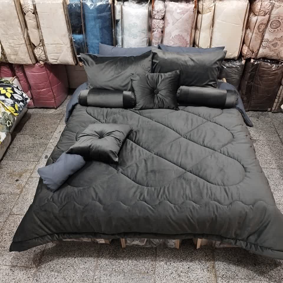  سرویس  روتختی جذاب  تشک تخت  10 تیکه مخمل مدل کالیفرنیا طوسی سایز 180