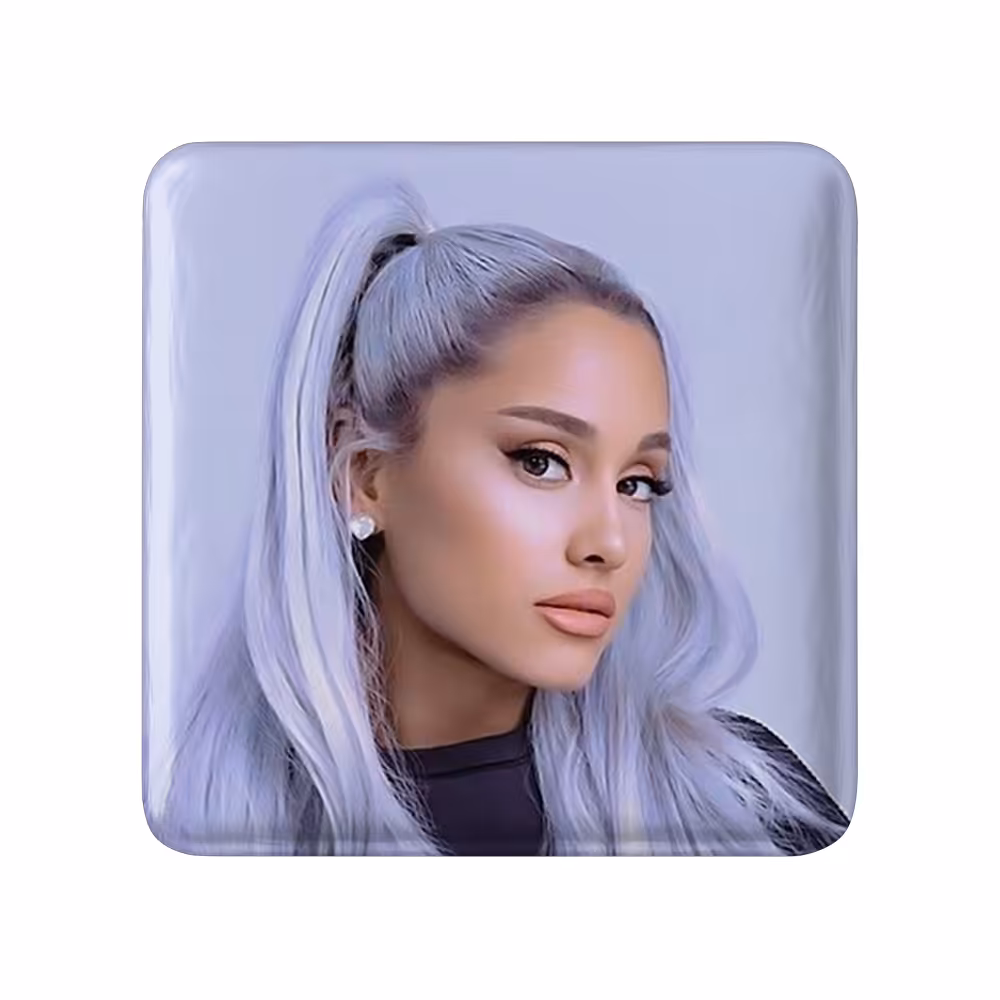 پیکسل خندالو مدل آریانا گرانده Ariana Grande کد 19065