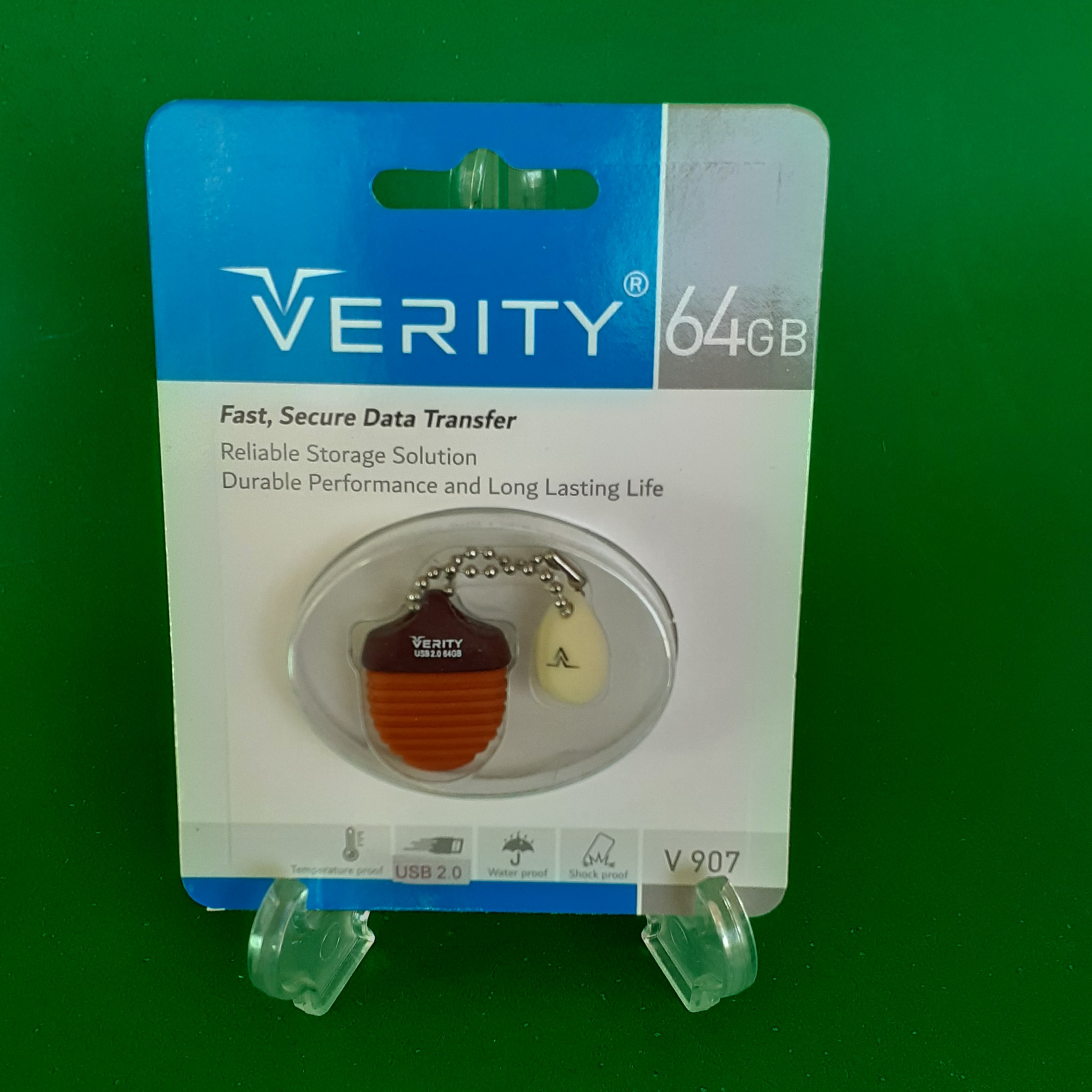 فلش 64 گیگ وریتی مدل v 907 طرح بلوط با گارانتی مادام العمر 