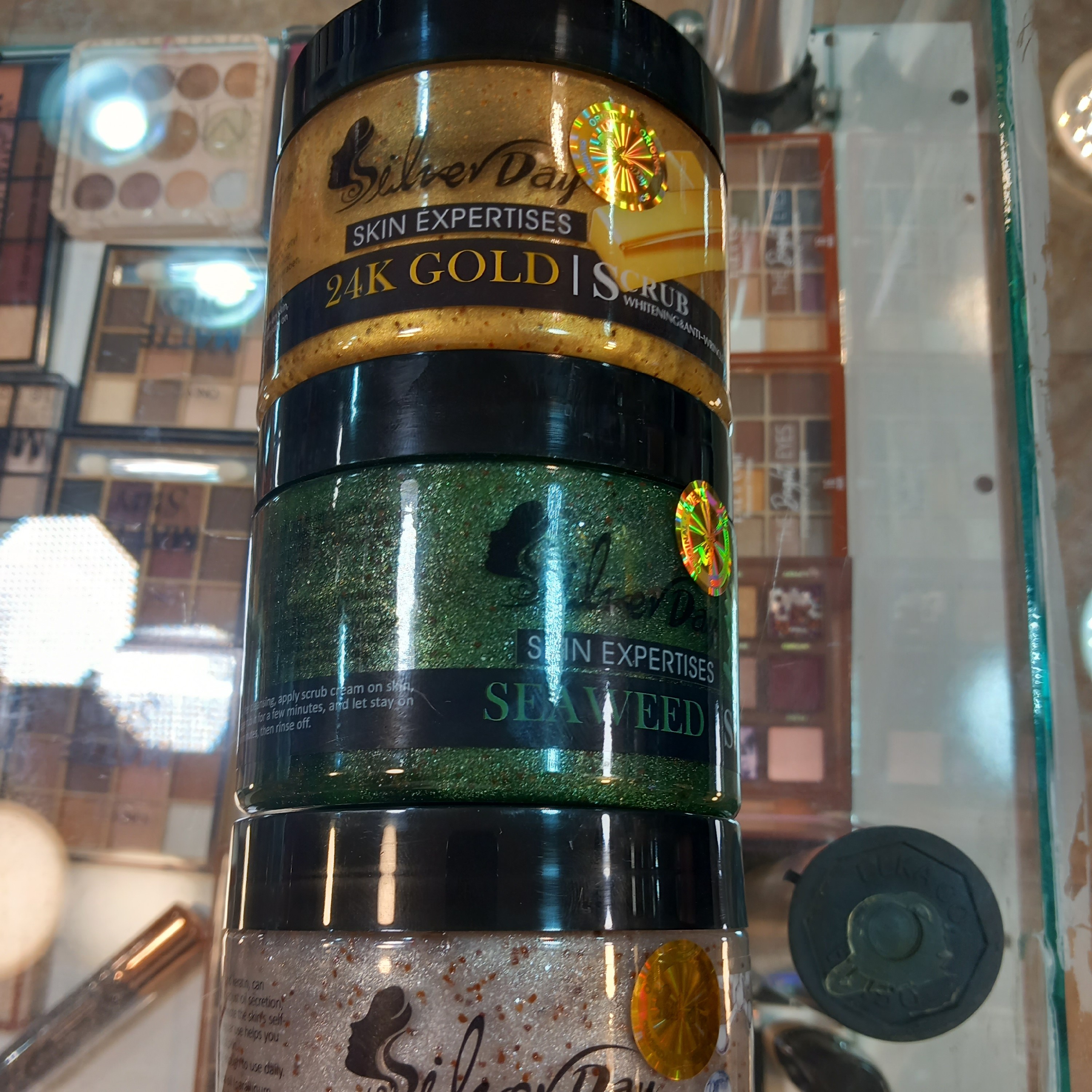 اسکراب لایه بردار پوست  مدل Seaweed حجم 350 میلی لیتر