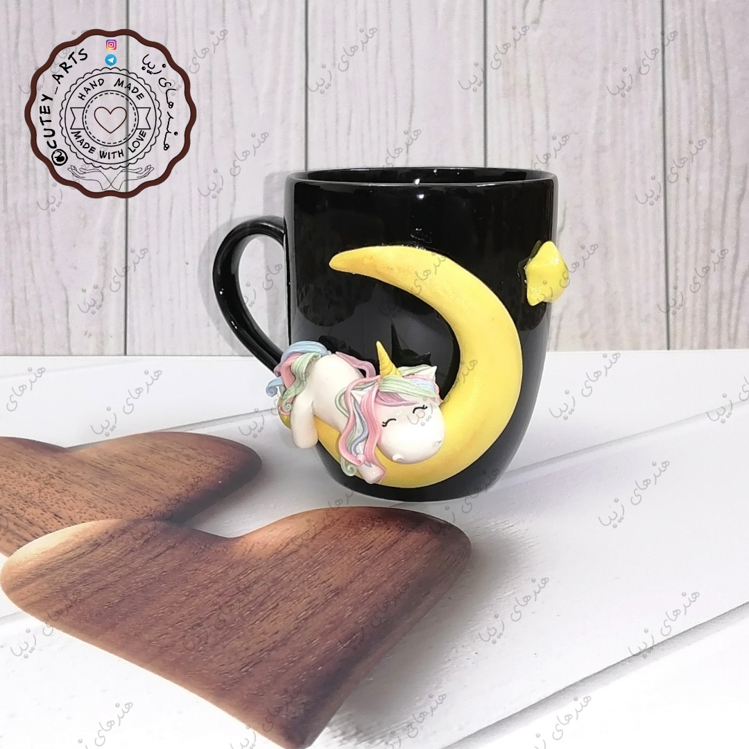 ماگ عروسکی یونیکورن روی ماه