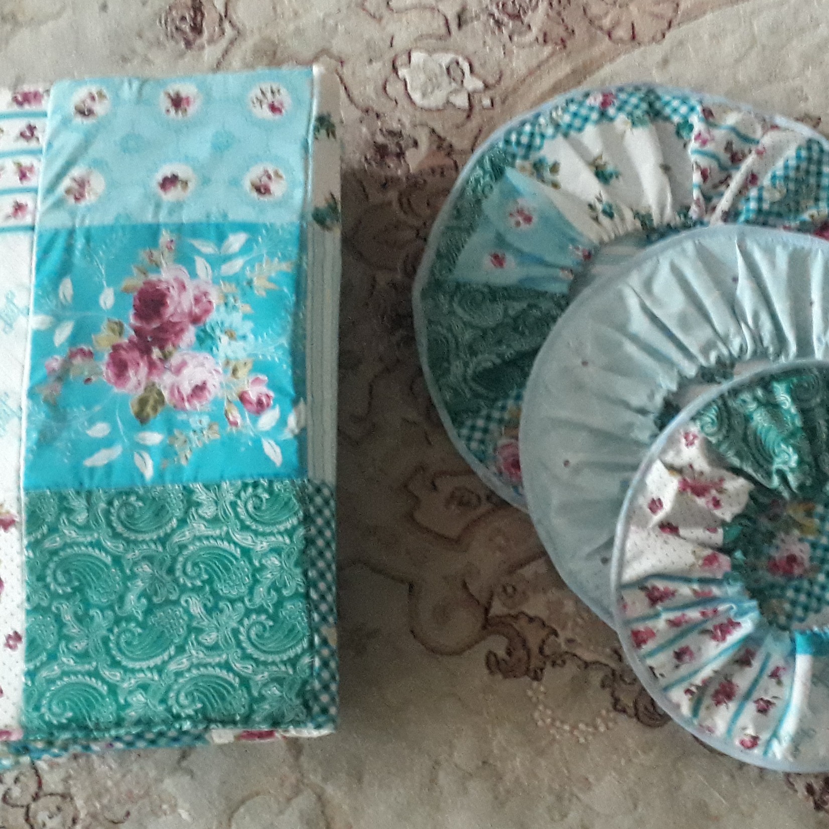 ست سه تایی دمکنی و نمگیر  ظروف ،جنس پارچه عالی ، دوختی تمیز و عالی ،ضخیم 