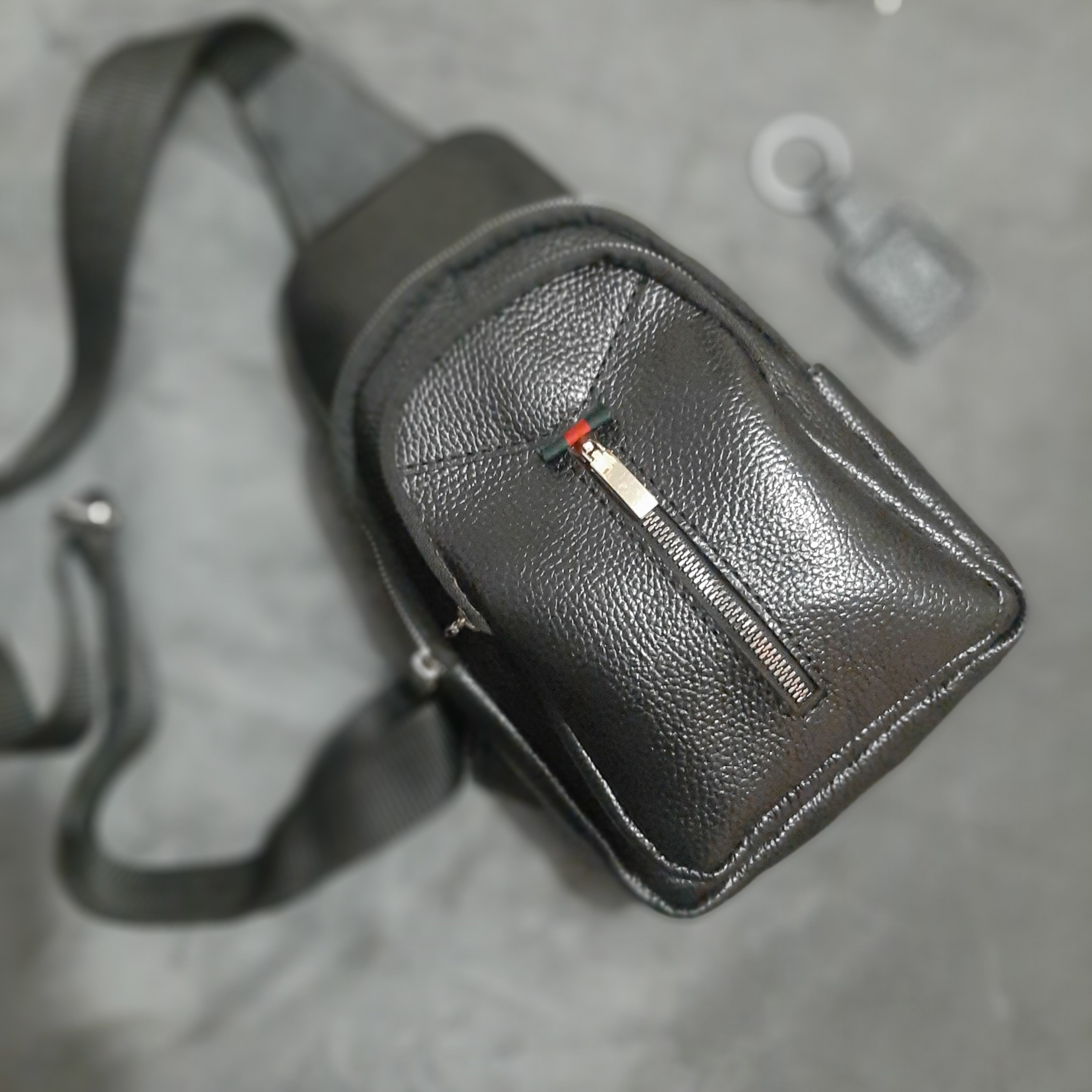 کیف کج مردانه چرم