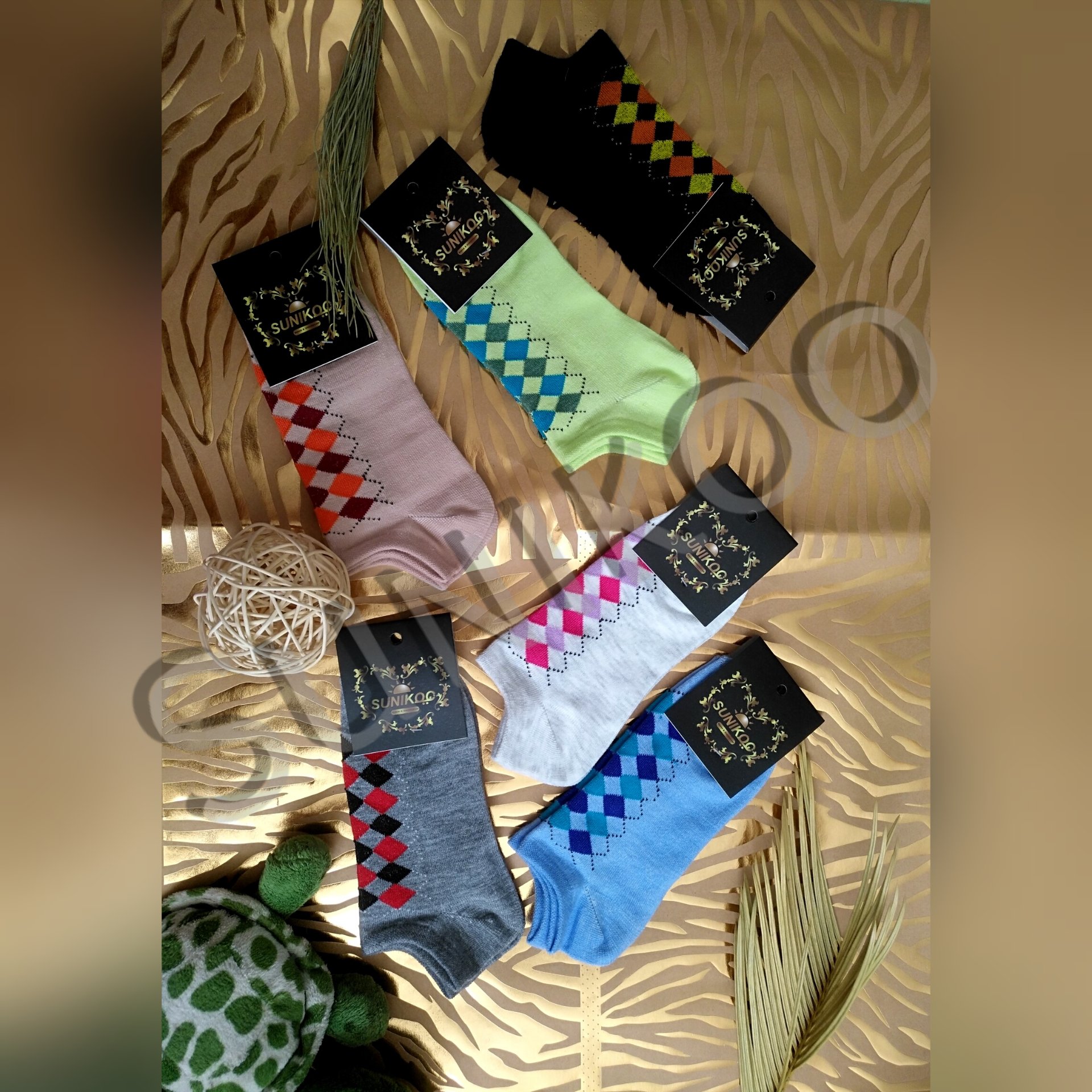 جوراب طرح اسکاچ ریز