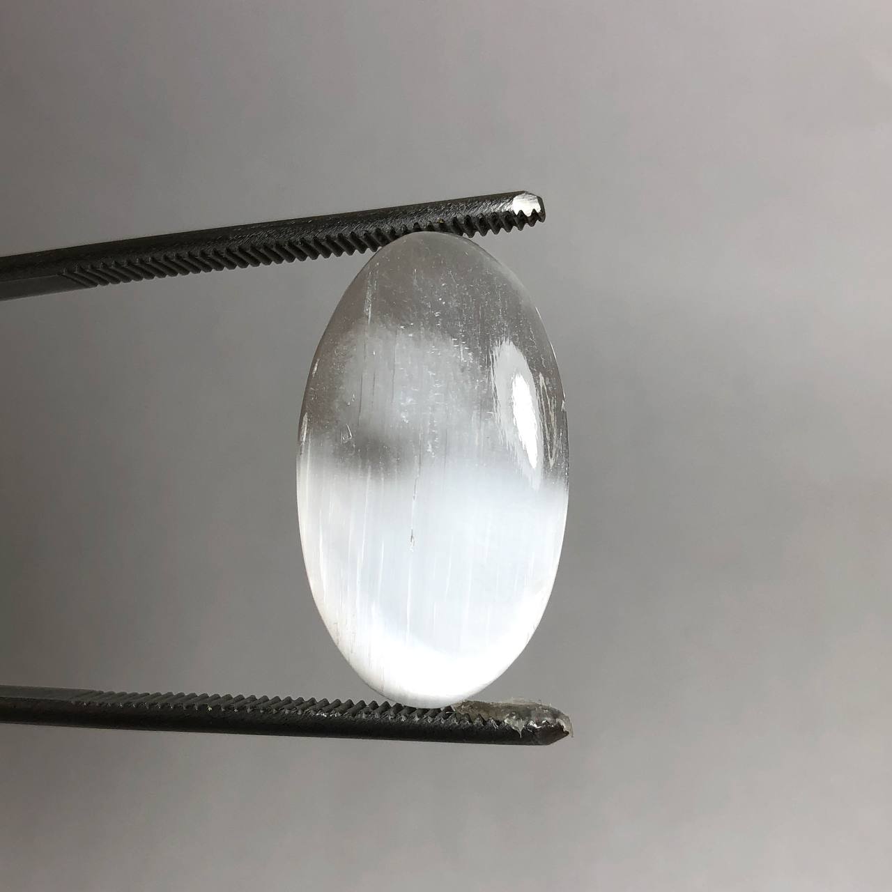 سنگ سلنیت طبیعی درجه یک درخشان 240467