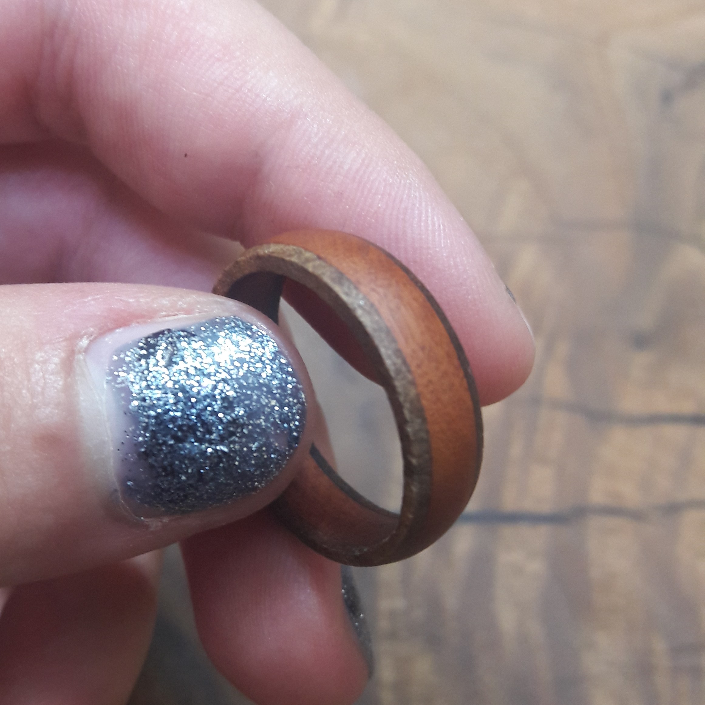 رینگ چوبی مردونه