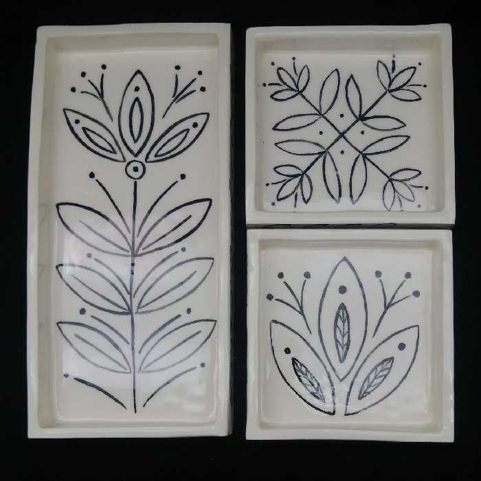 شیرینی خوری سرامیکی هیوا طرح میخک کد 10919380 مجموعه 3 عددی