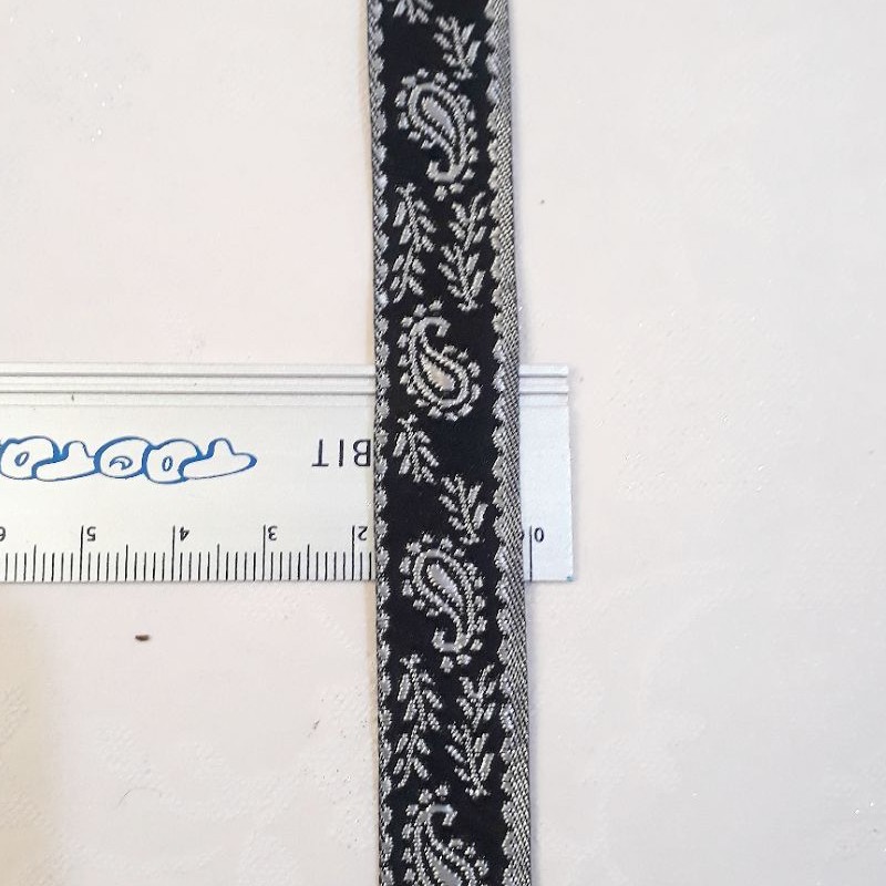 نوار تزیینی لباس(یک متری)