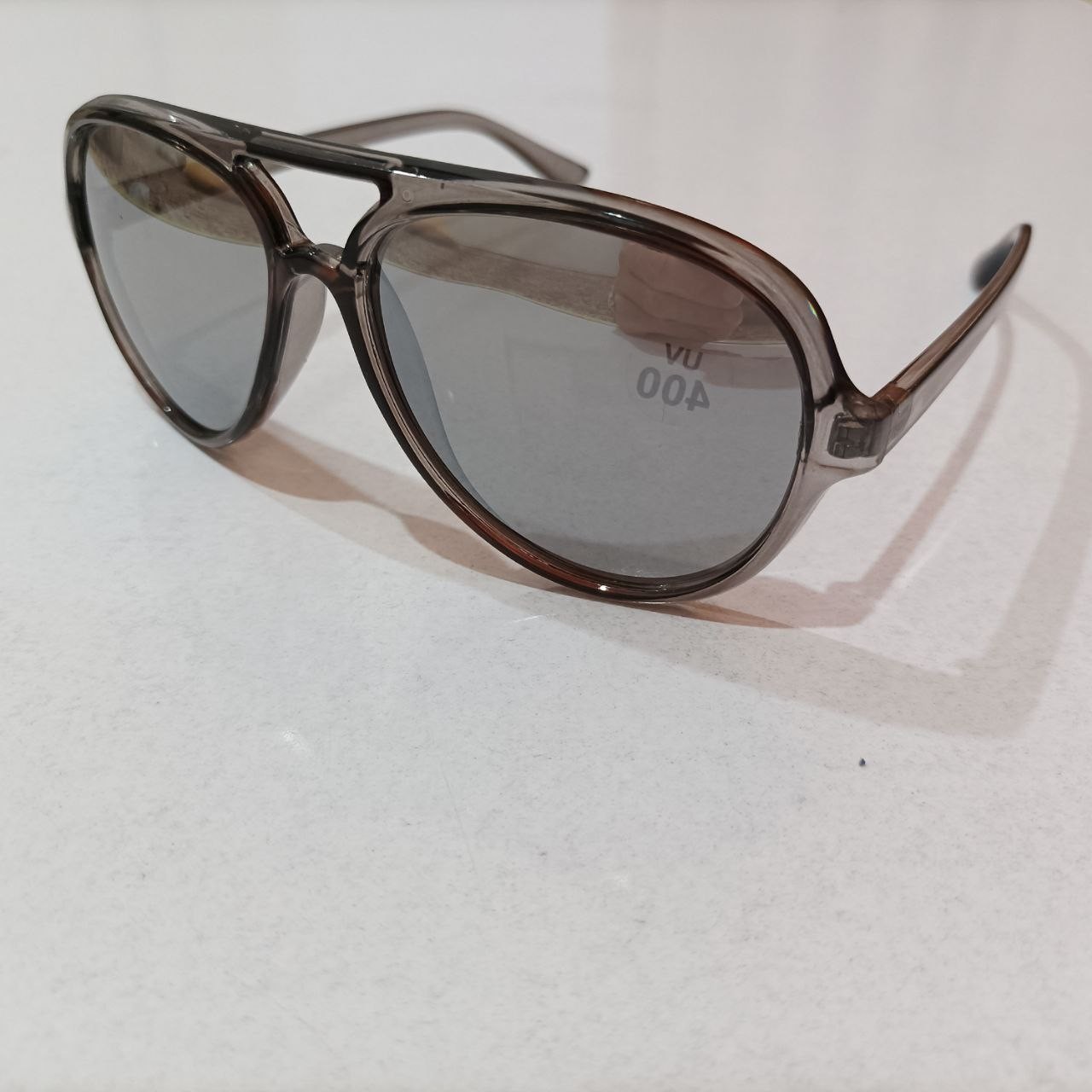 عینک آفتابی کد 323 عینک افتابی uv400 عینک برند Accessories مدوپوشاک اکسسوری زیور آلات عینک ارزان عینک اورجینال عینک طبی 