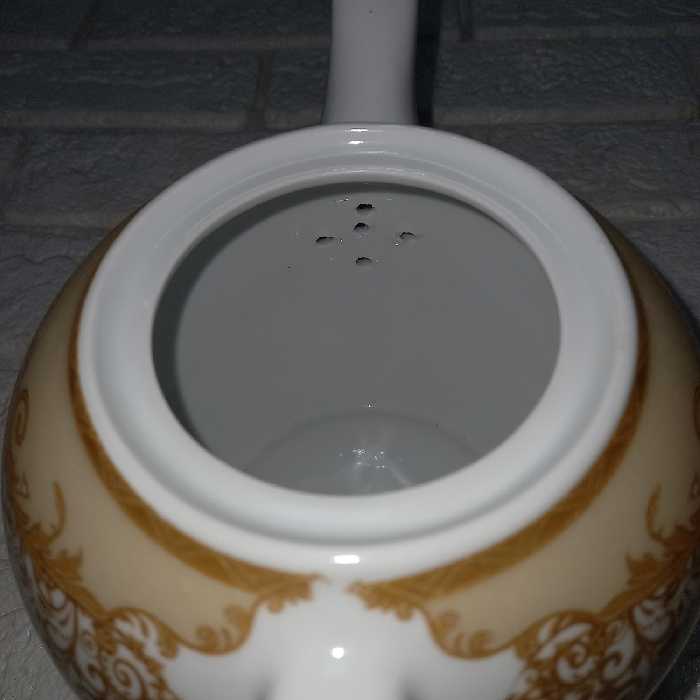 قوری میلاد چینی مدل آلیس کد 252