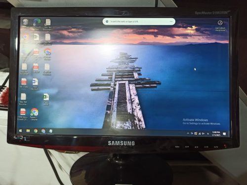 مانیتور 19 اینچ سامسونگ LED (دارای توضیحات)