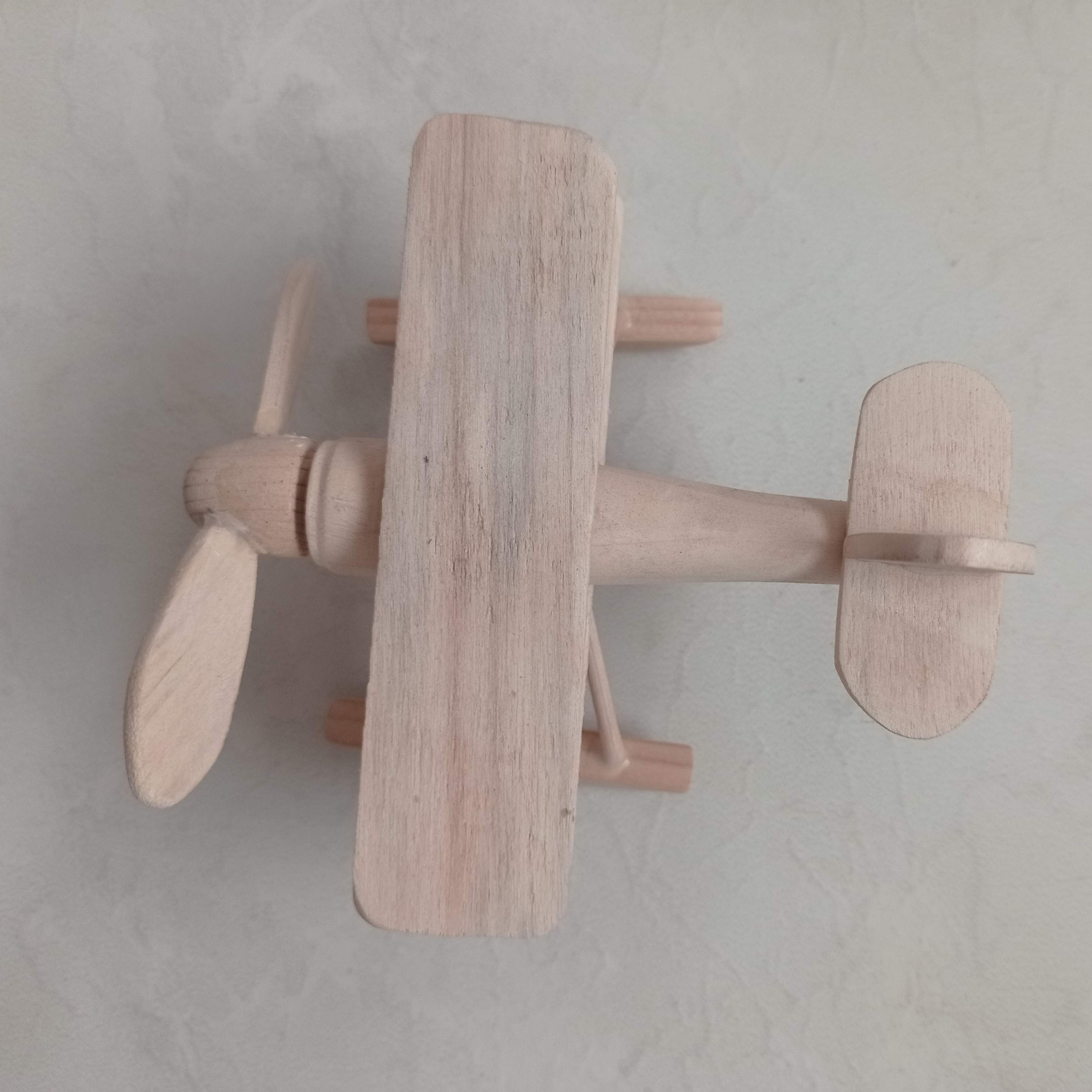 هواپیمای چوبی 