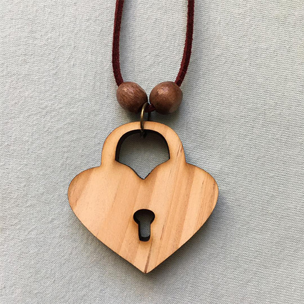 گردنبند طرح قلب کد 250