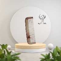 شانه چوبی بزرگ  طبیعی و سازگار با پوست و مو  قسمت دندانه دار 12 سانت 