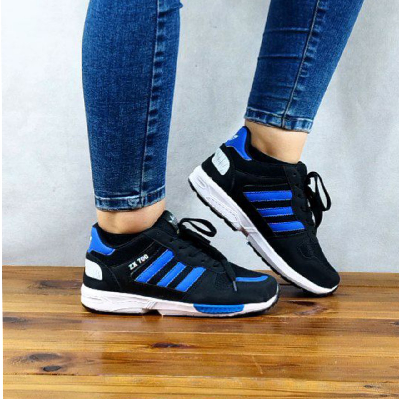 کفش کتونی زنانه و دخترانه مدل ZX700