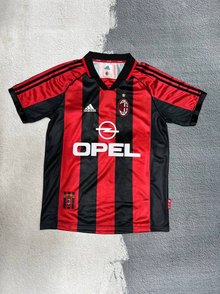 کیت اول میلان 1998-1999