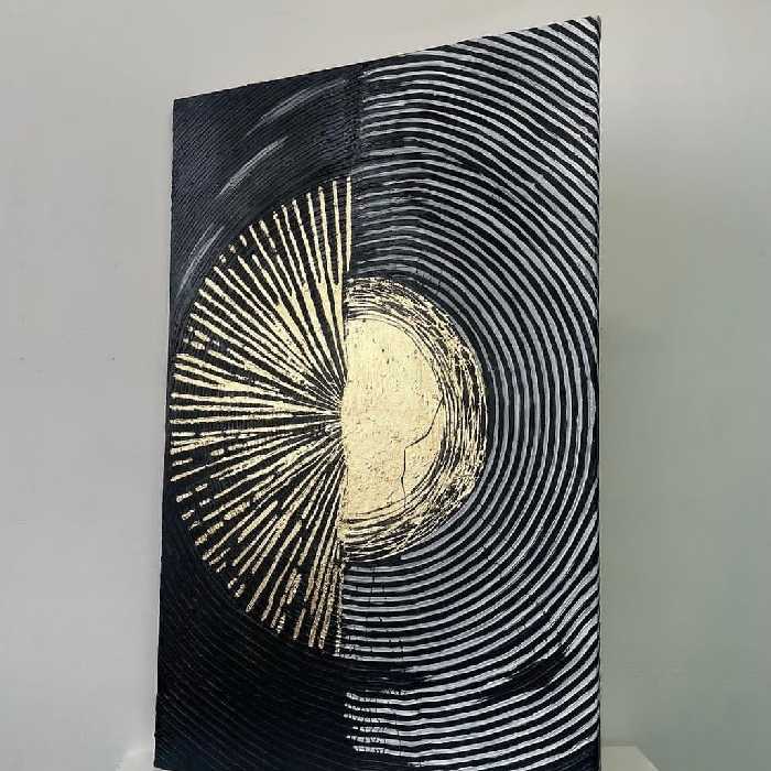 تابلو نقاشی دکوراتیو برجسته کار دست روی بوم 60 در 80 سانتیمتر عکس ژورنالی میباشد 