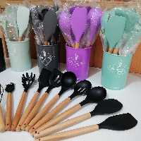 ست کفگیر و ملاقه سیلیکونی  دسته بامبو  استنددار. 