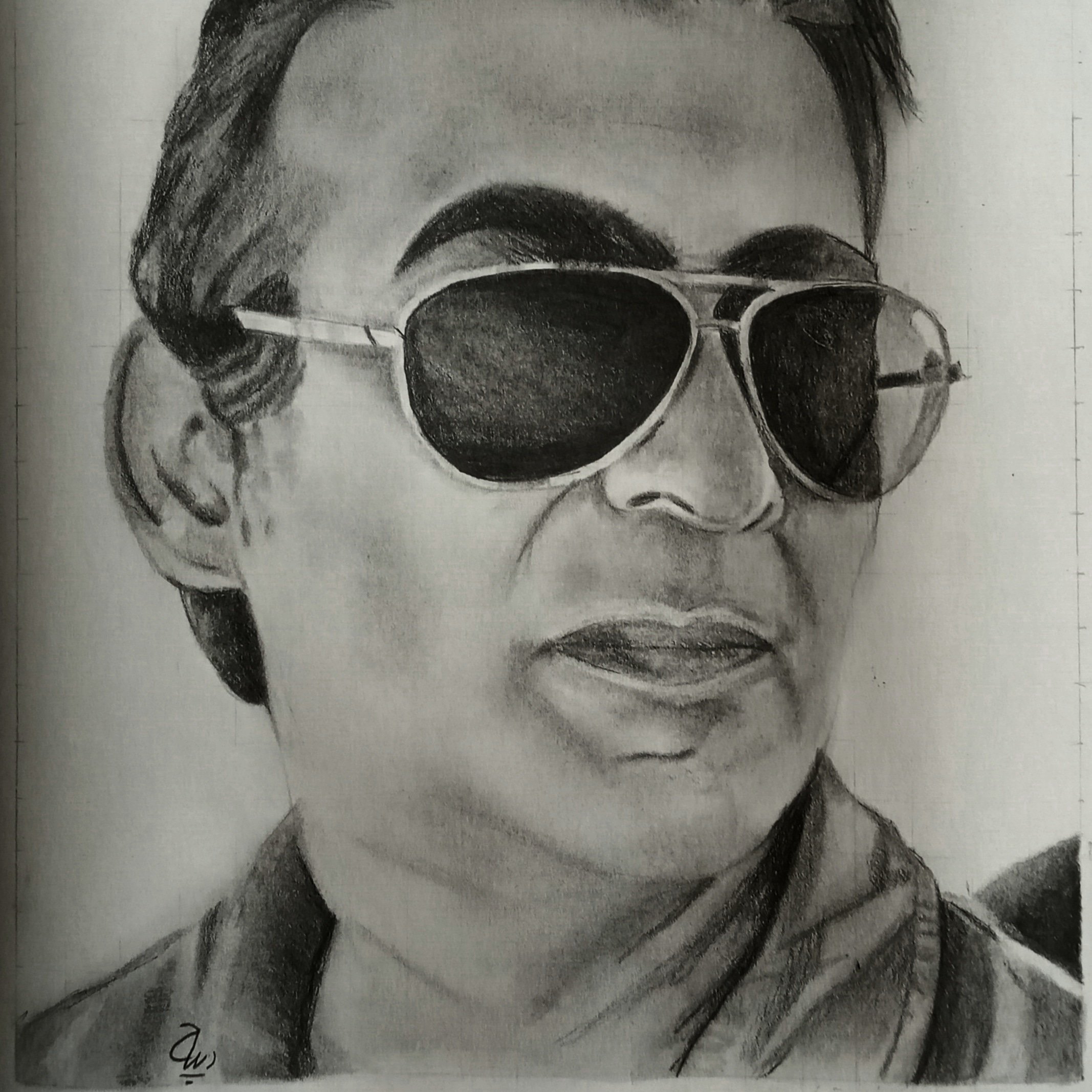 طراحی چهره سیاه قلم (A5) هدیه ای مناسب زمان های خاص