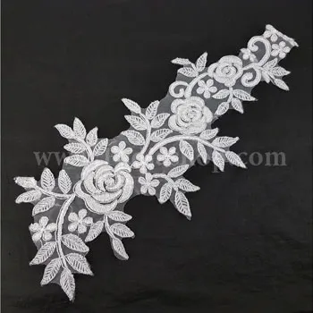 یقه گیپور نقره ای سفید