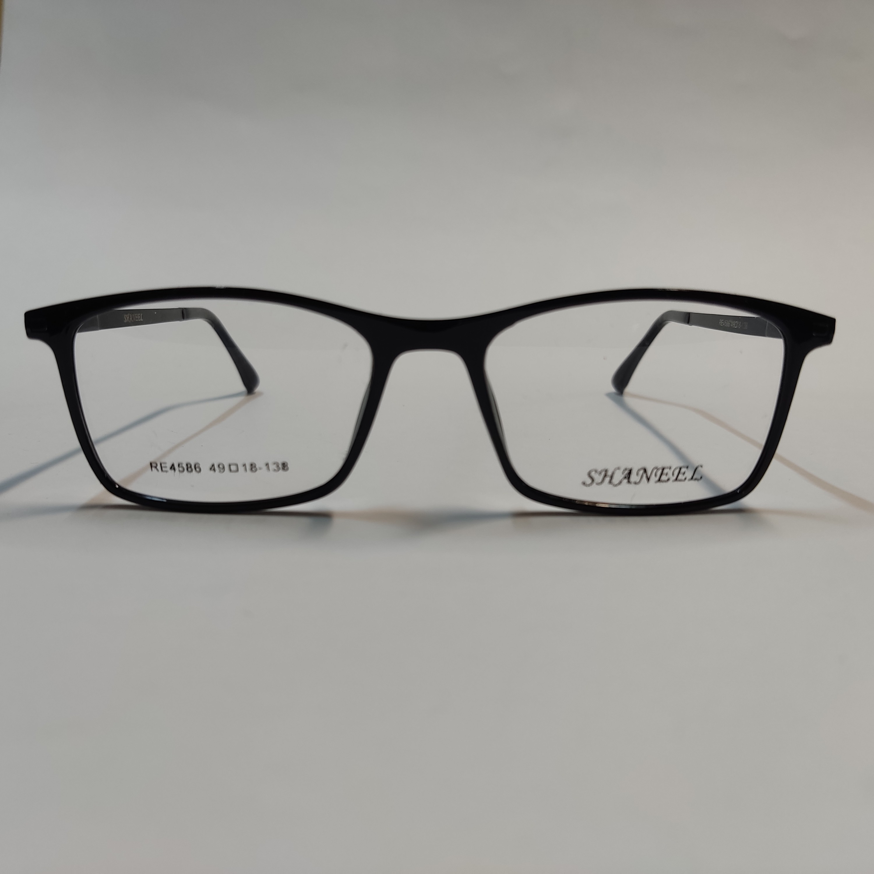 فریم عینک طبی مشکی RE4586