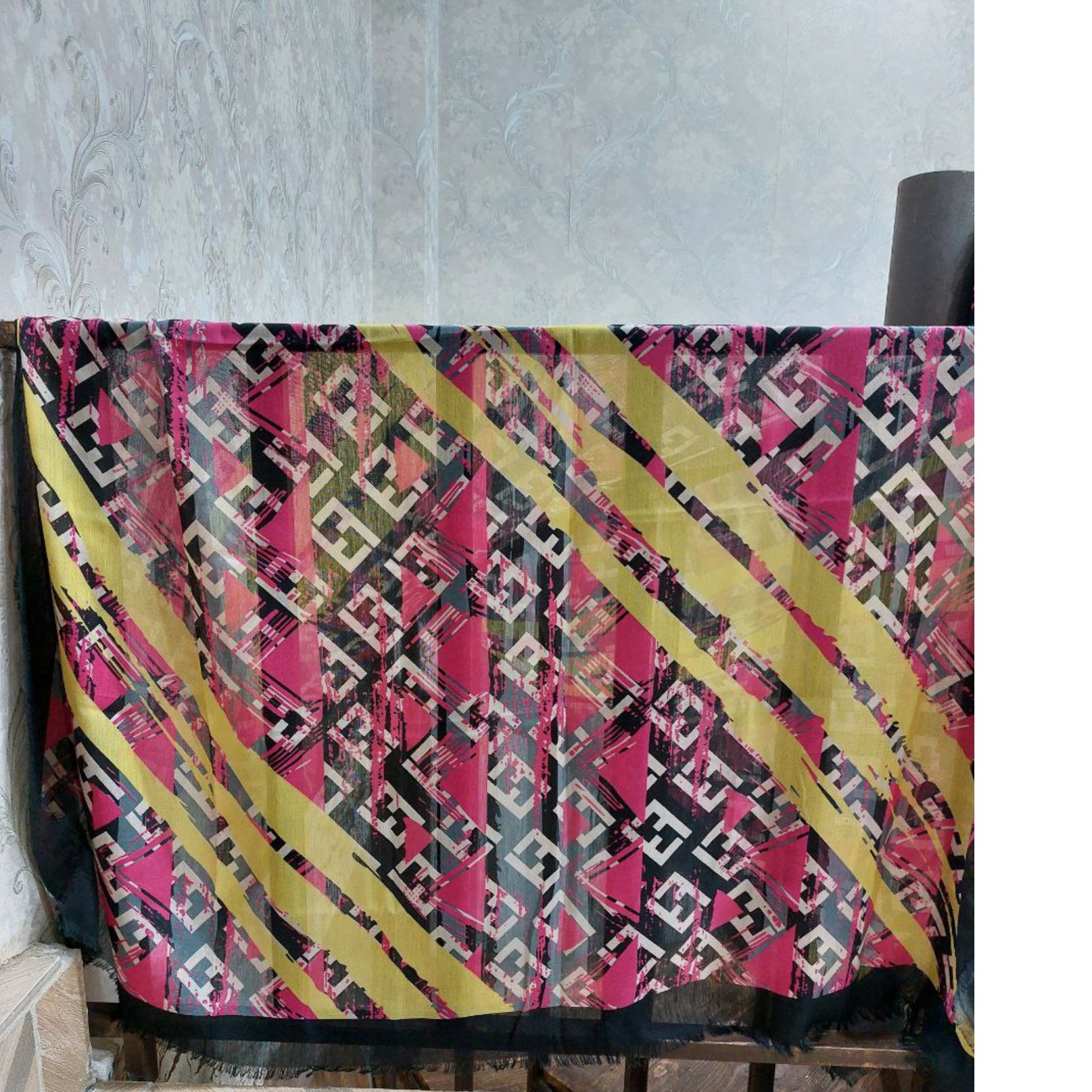 روسری نخی زنانه  روسری رنگی وخنک تابستانه  روسری قواره بزرگ شیک روسری قواره دار