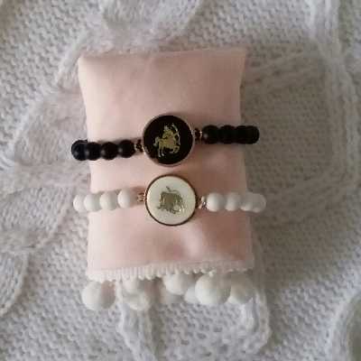 دستبند مدل ماه تولد اردیبهشت و آذر F30 مجموعه 2 عددی