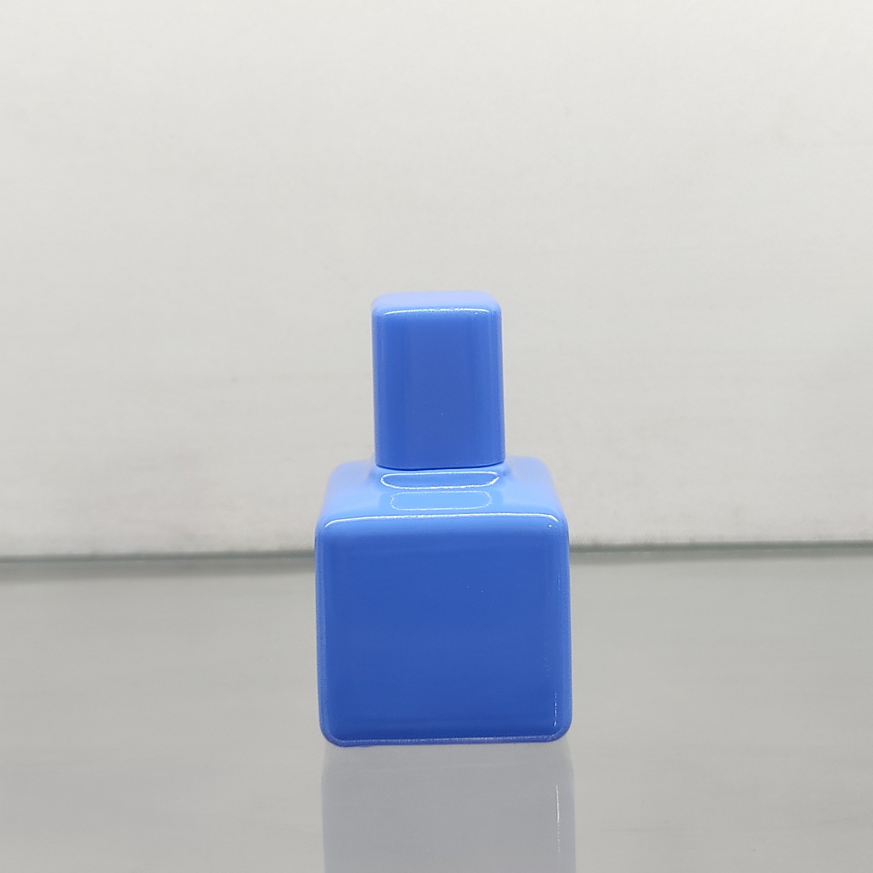 شیشه عطر مکعبی 