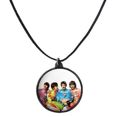 گردنبند پرمانه طرح بیتلز کد pmb.1470 مدل دو طرفه