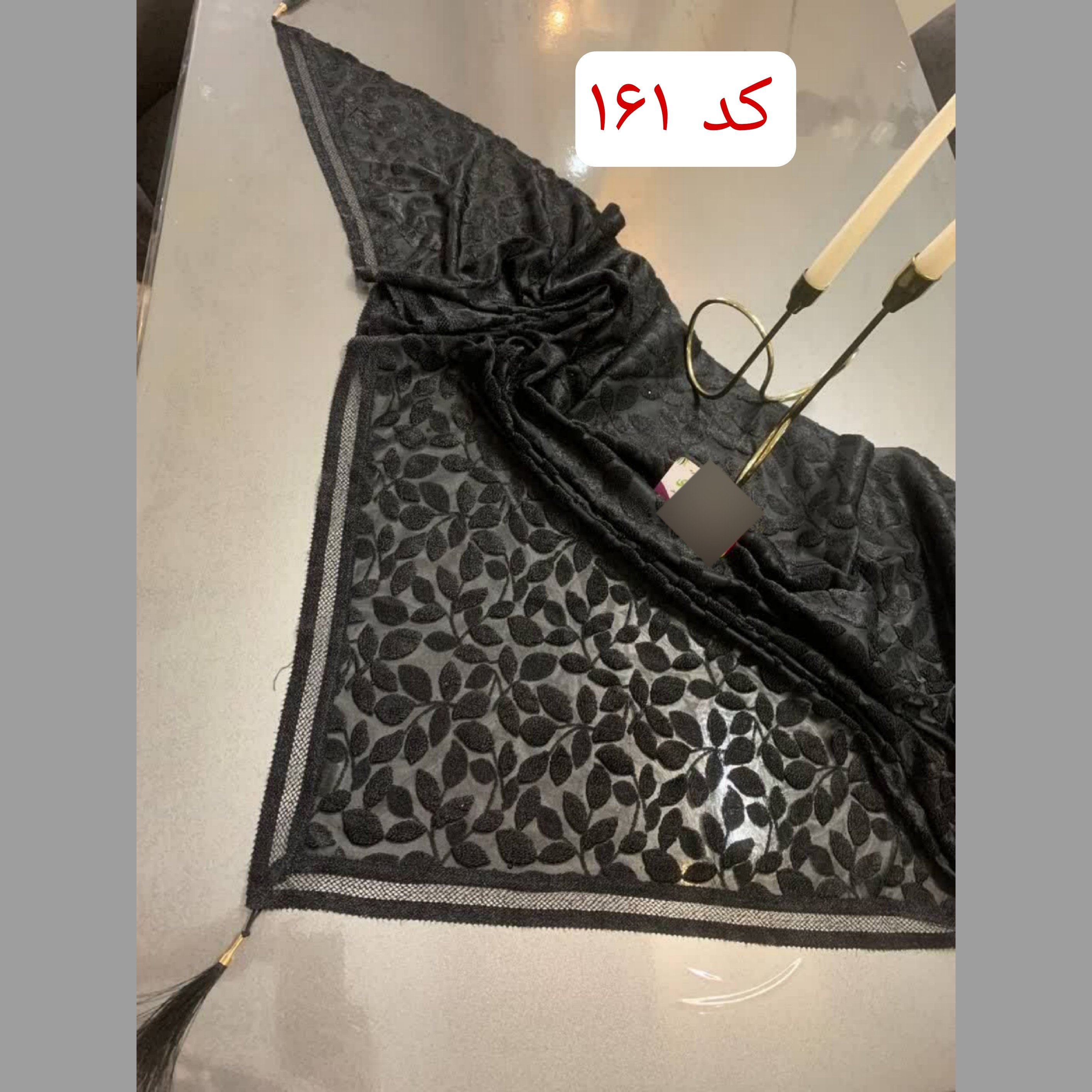 روسری مجلسی مخمل نگینی سه گوش تک رنگ قواره 130 ارسال سریع 