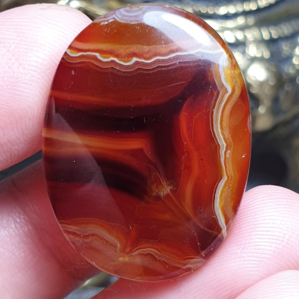 کد 30

نگین درشت عقیق سلیمانی خراسانی اصل معدنی
