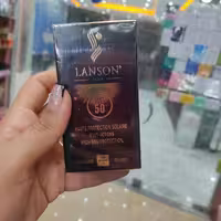 ضدآفتاب لانسون 