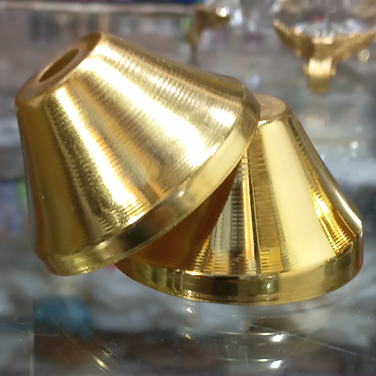 پایه شیپوری  طلایی 