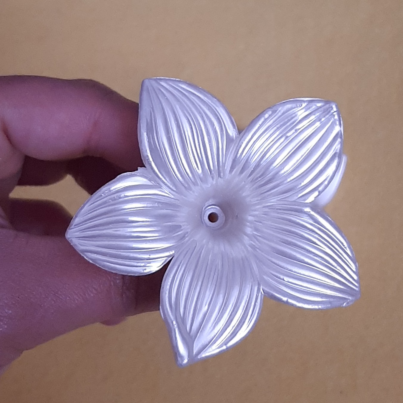 گل کریستال . صدفی .بسته 5 عددی 