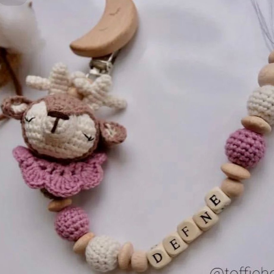 ست جغجغه و بند پستونک سیسمونی بافتنی دلبافت