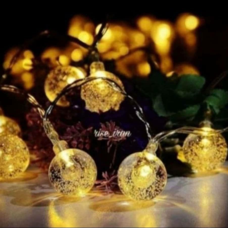 ریسه طرح دار مدل گوی حبابی تزئینی زیبا با سیم حدود 7 متری برقی
قابل استفاده با برق شهر 
قابل استفاده برای تولد و عید 