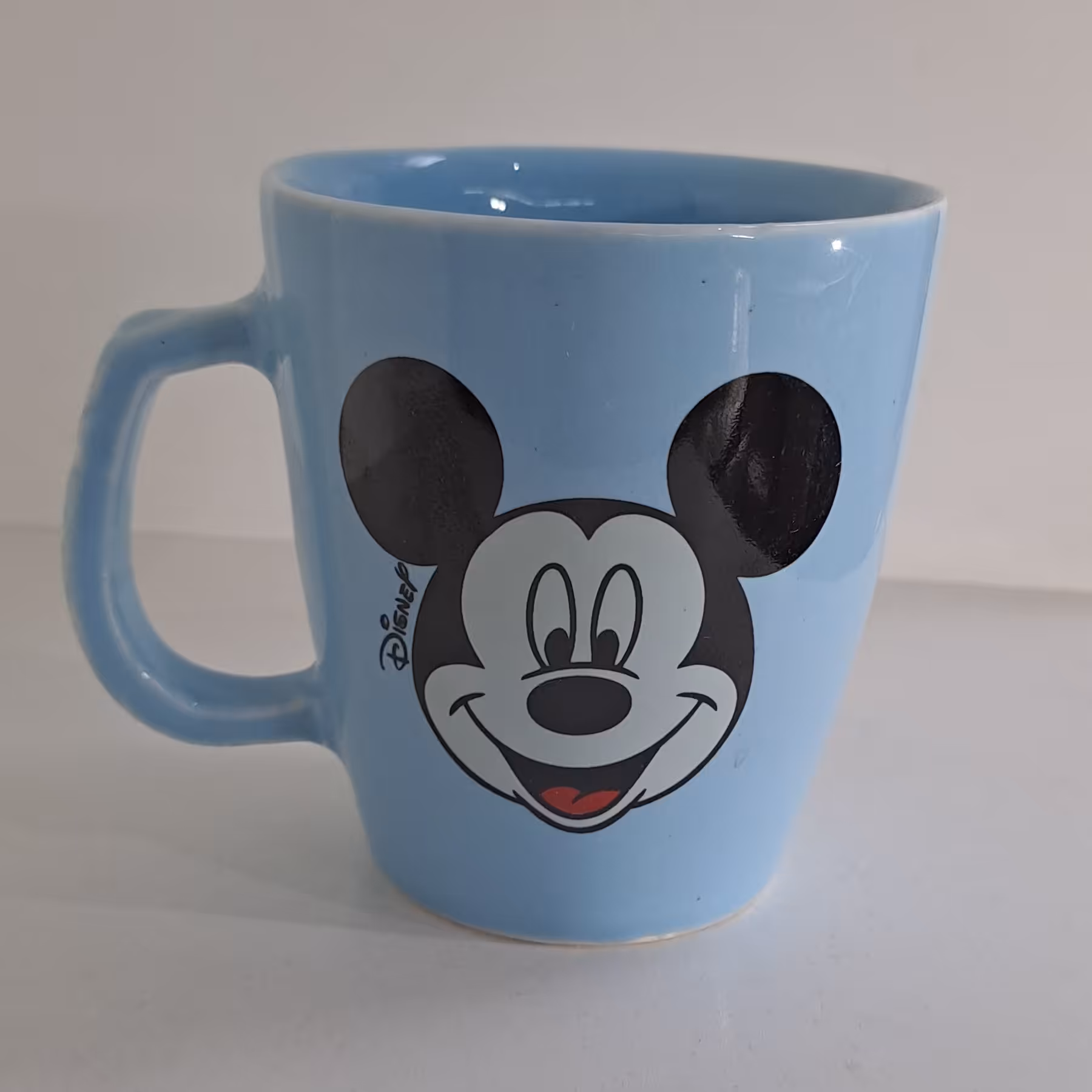 ماگ سفالی در رنگبندی آبی با وزن 249 گرم 