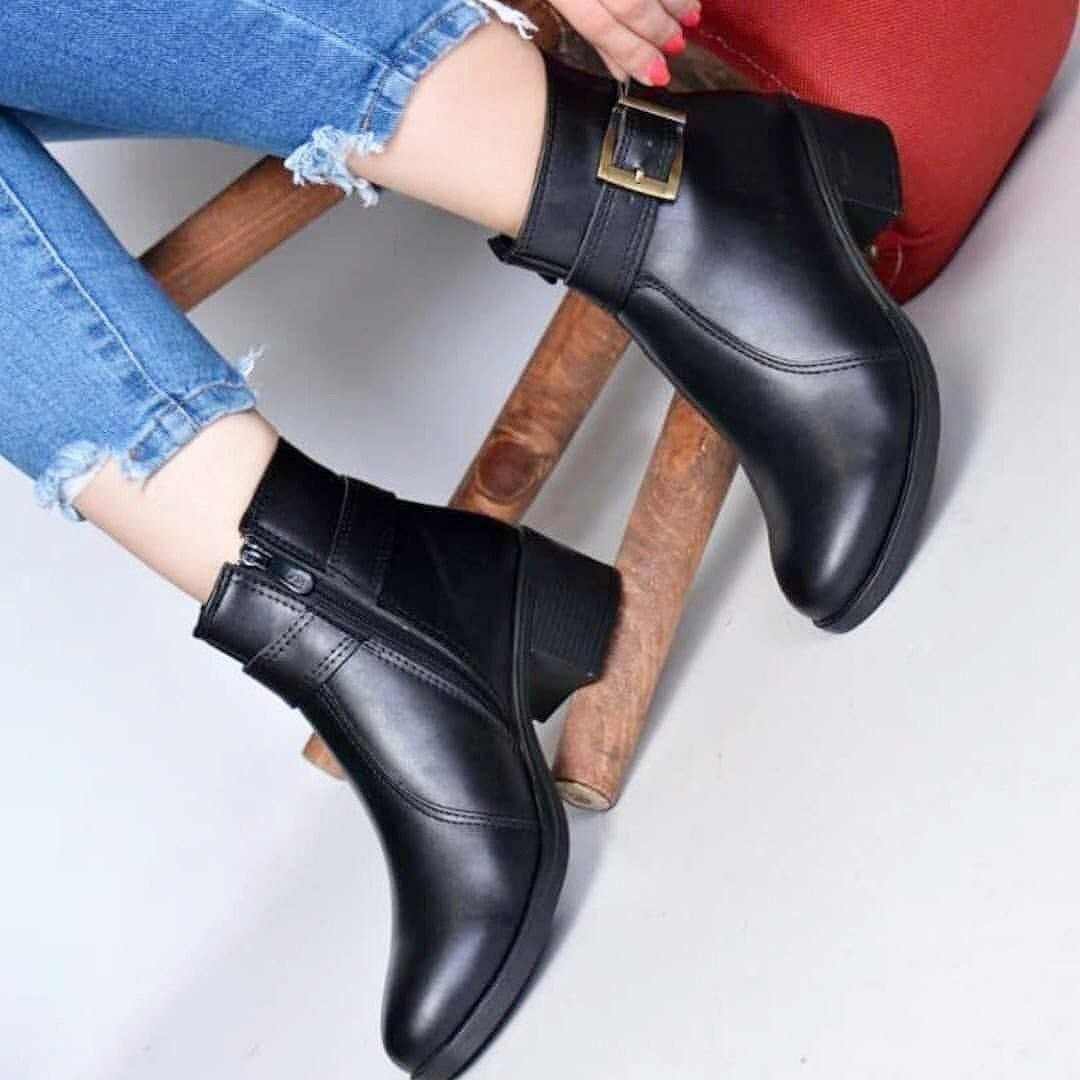 نیم بوت مدل رایان